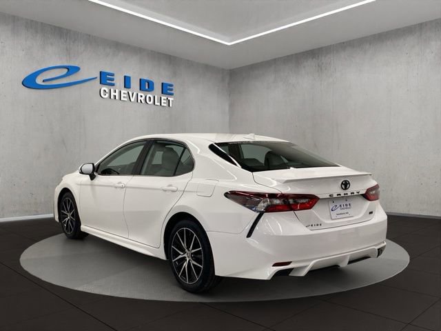 Used 2023 Toyota Camry SE FWD image 6