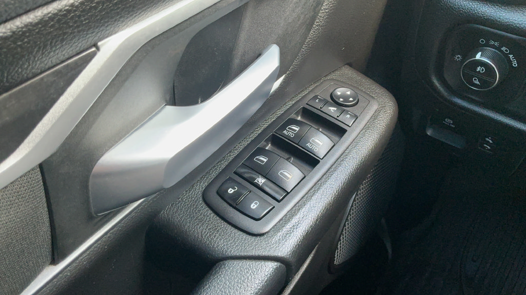 Used 2023 RAM 1500 Big Horn AWD/4WD image 14