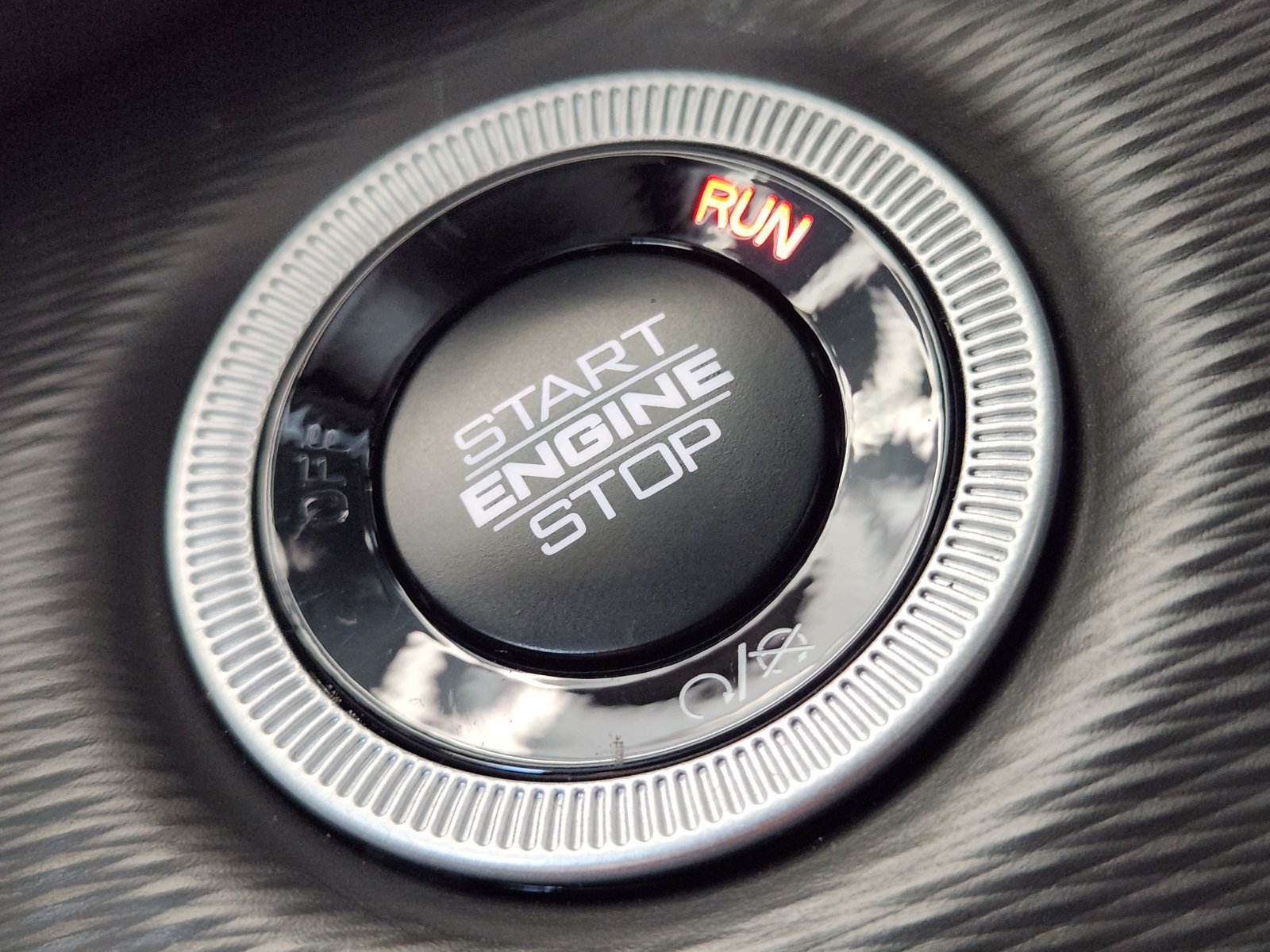 New 2026 Jeep Grand Cherokee L Laredo RWD image 17
