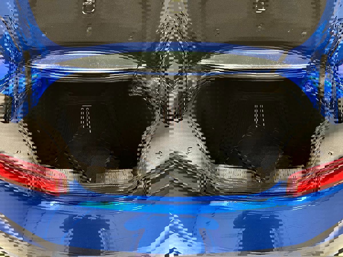 Used 2018 Chevrolet Camaro SS image 7