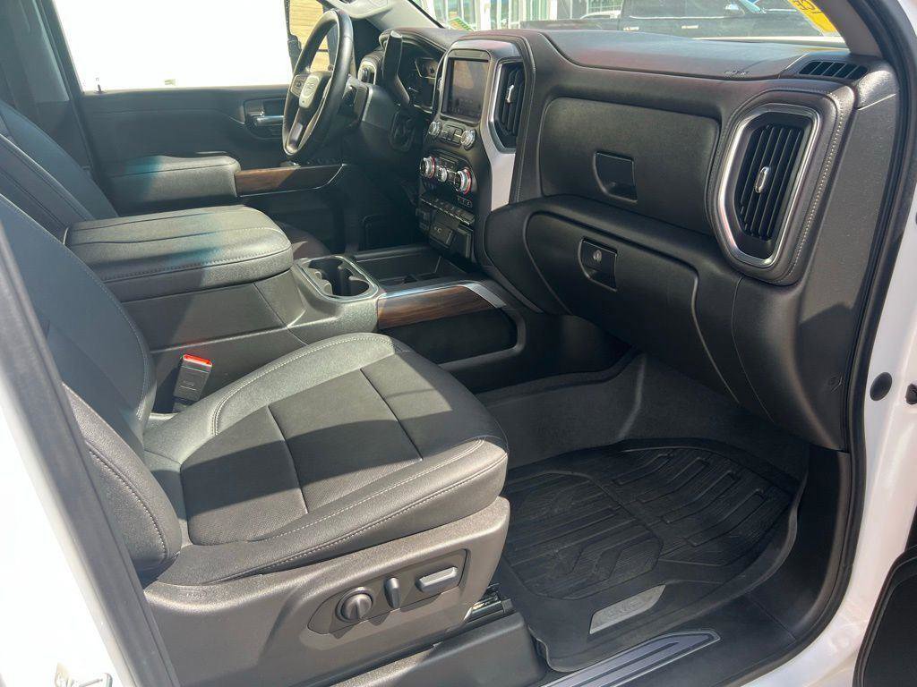 Used 2023 GMC Sierra 3500 SLT w/ SLT Convenience Package image 18