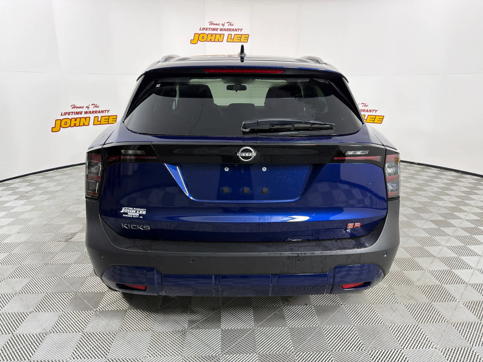 New 2026 Nissan Kicks SR w/ SR Premium Package image 4