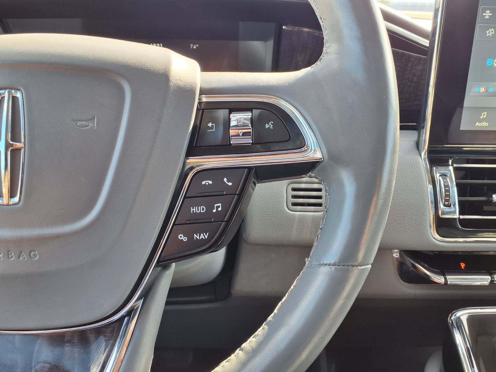Used 2021 Lincoln Navigator L Reserve w/ Luxury Package AWD/4WD image 24