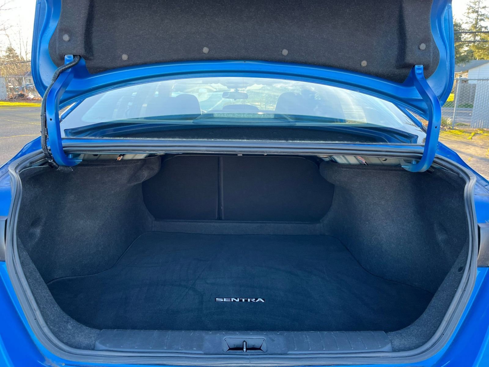 Used 2024 Nissan Sentra SV FWD image 29