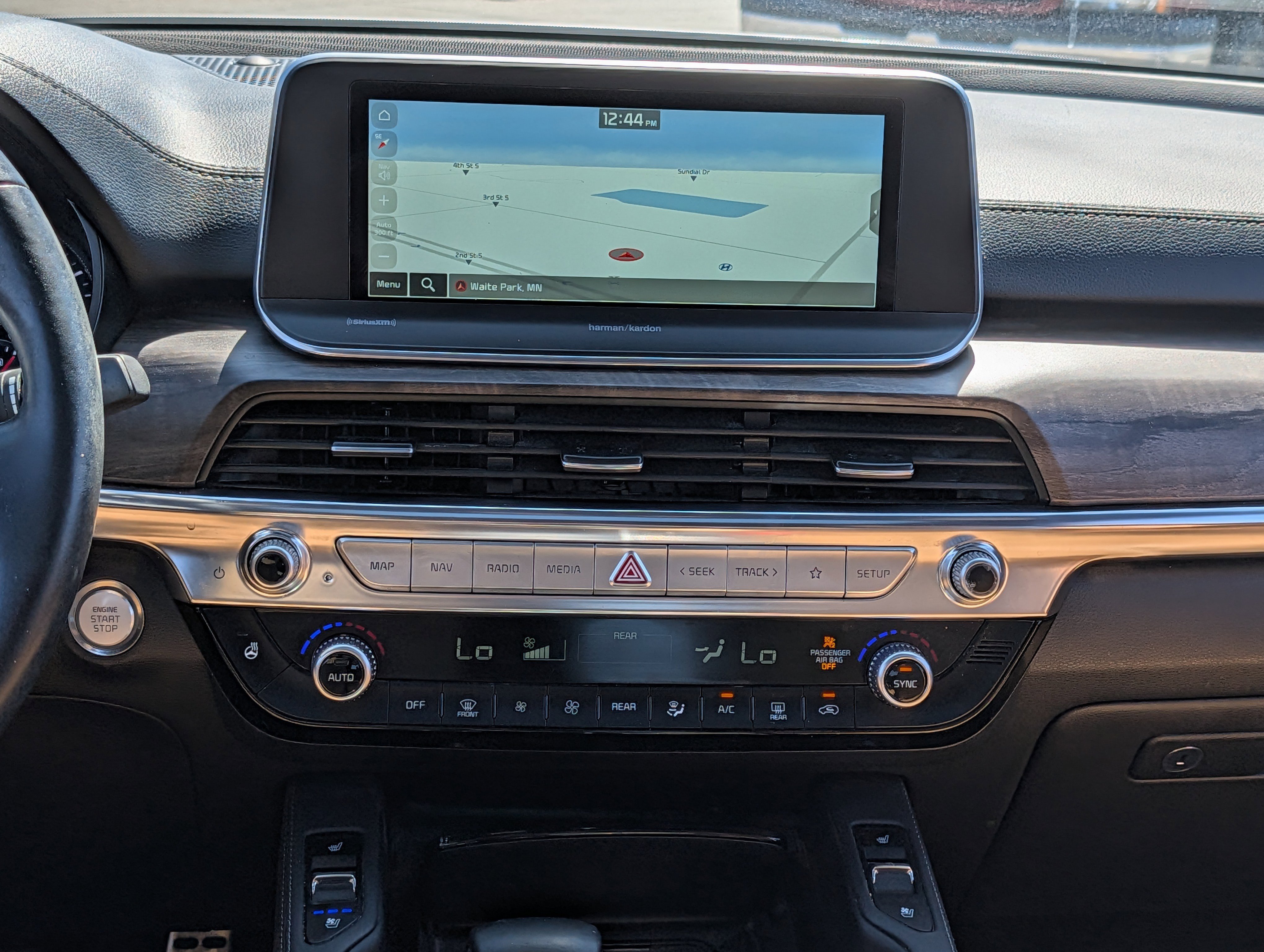 Used 2022 Kia Telluride SX w/ Nightfall Edition Package AWD/4WD image 15