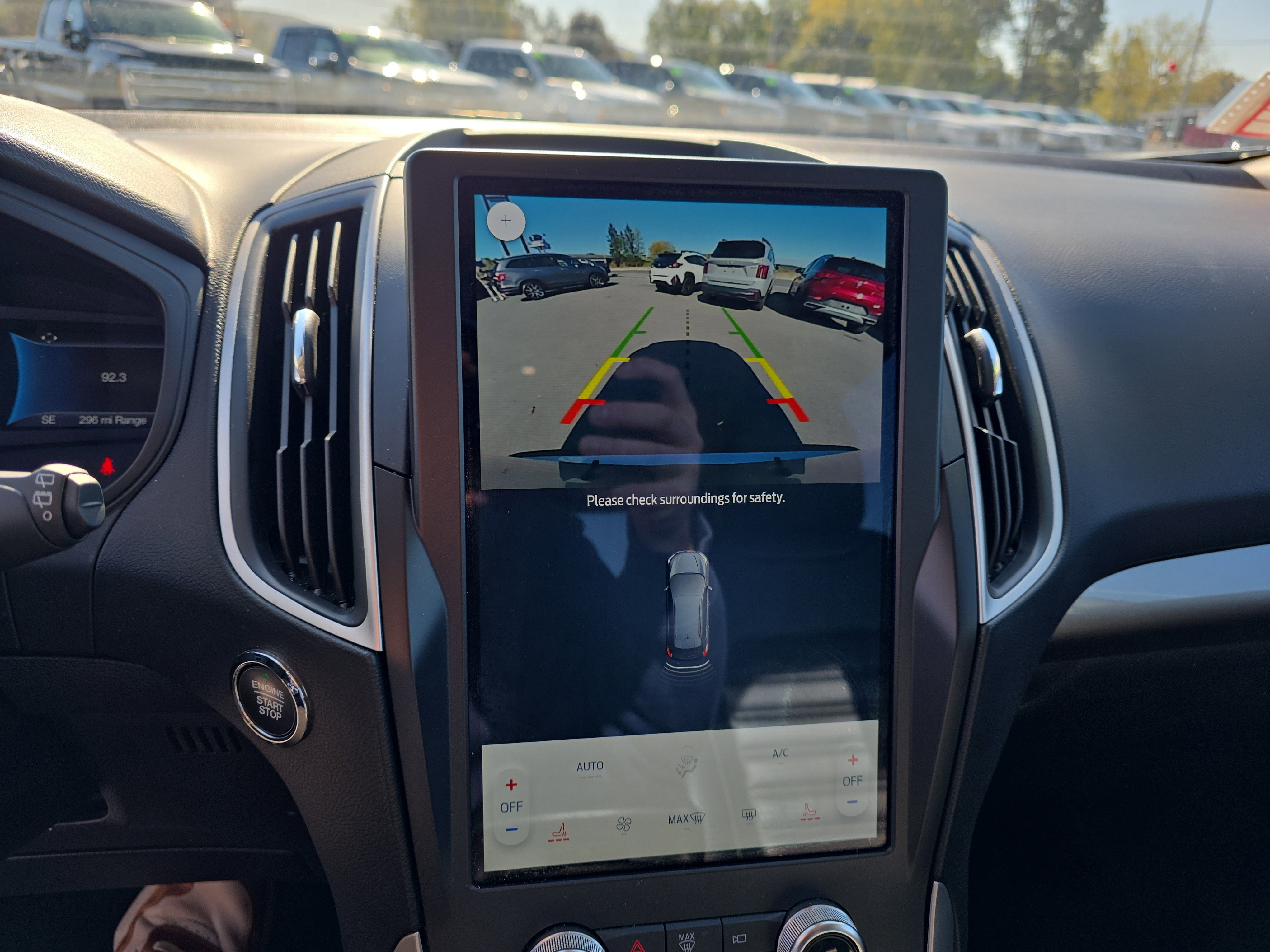 Used 2024 Ford Edge SEL image 26