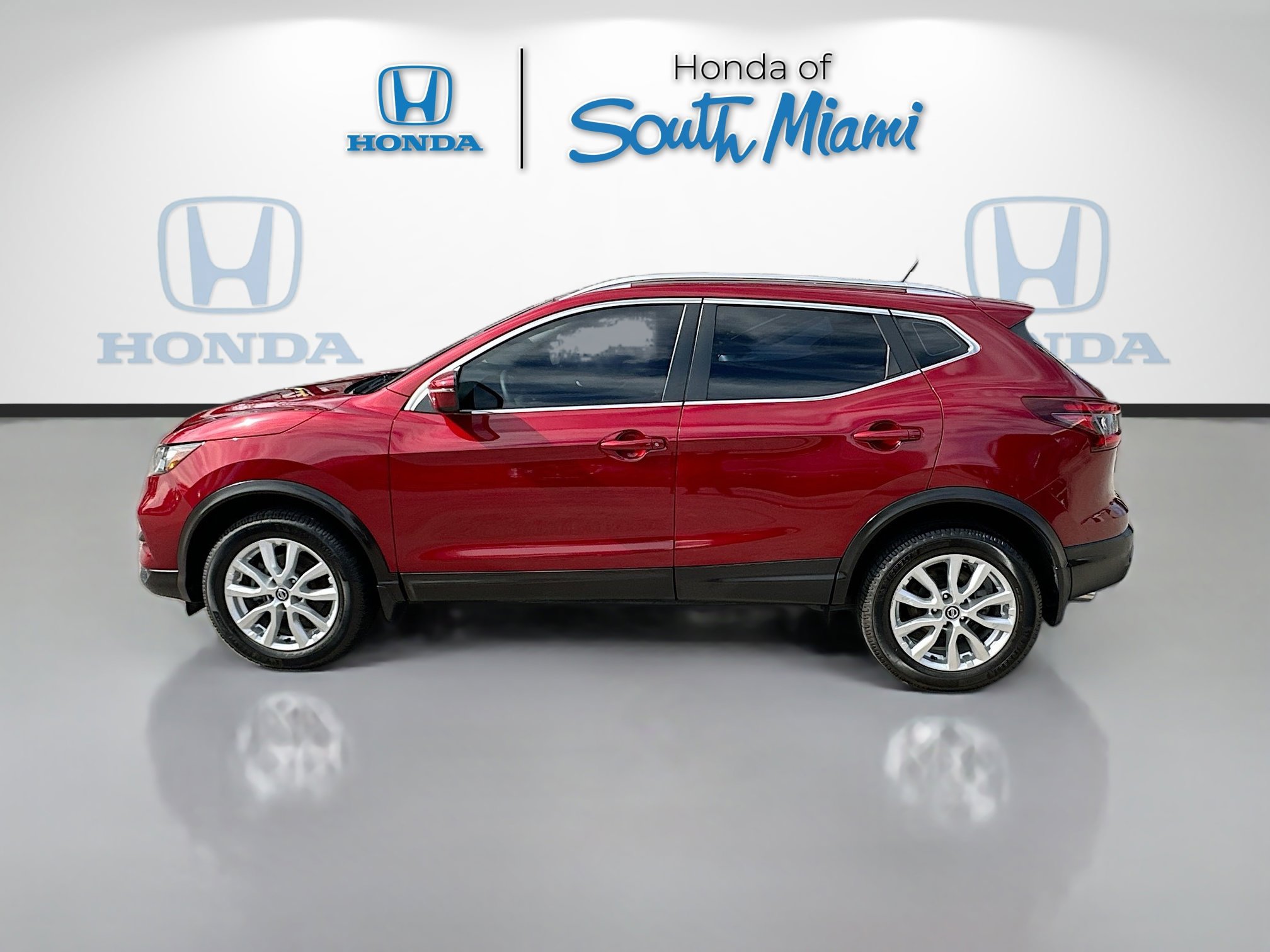 Used 2020 Nissan Rogue Sport SV image 4