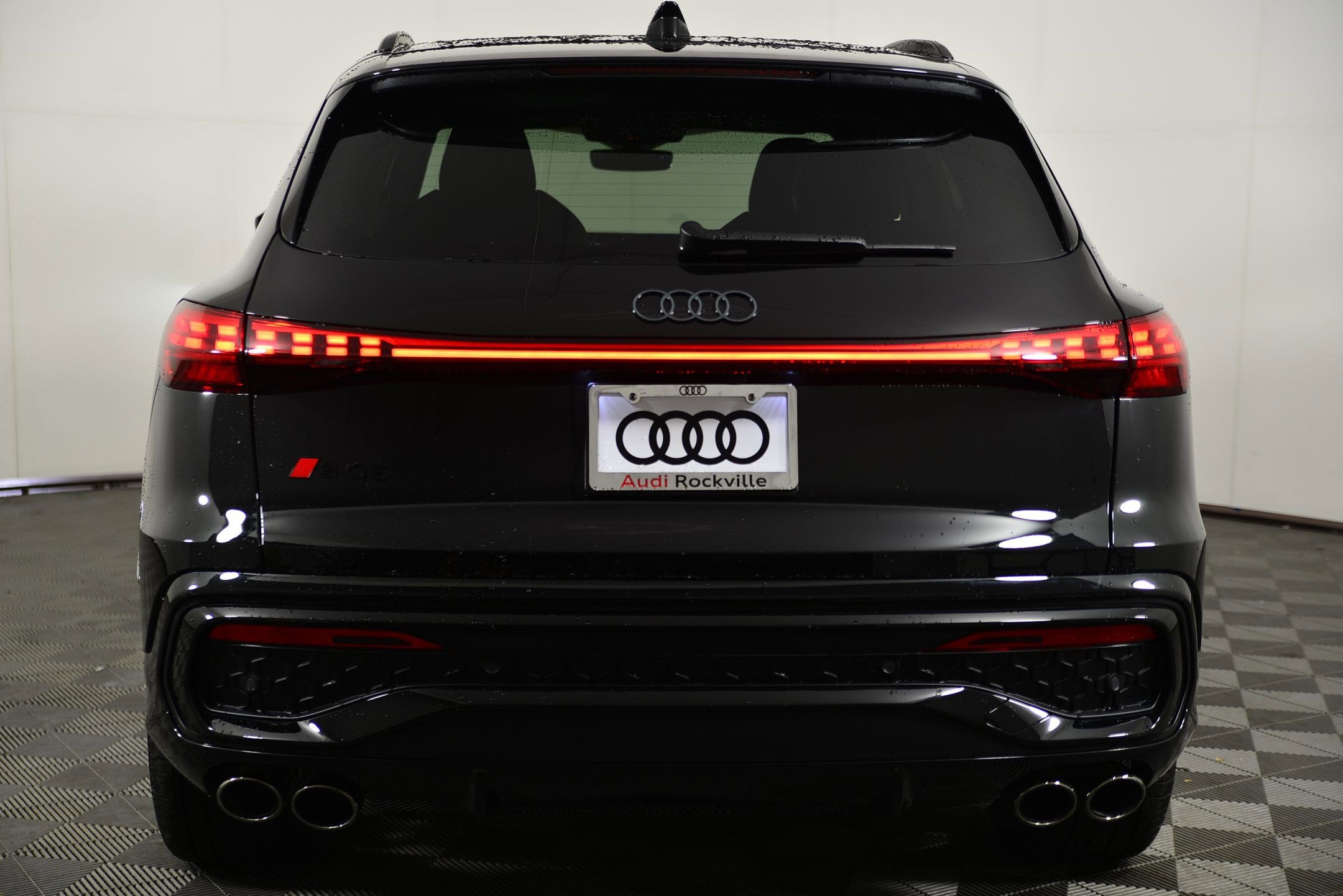 New 2025 Audi SQ5 Premium Plus image 8