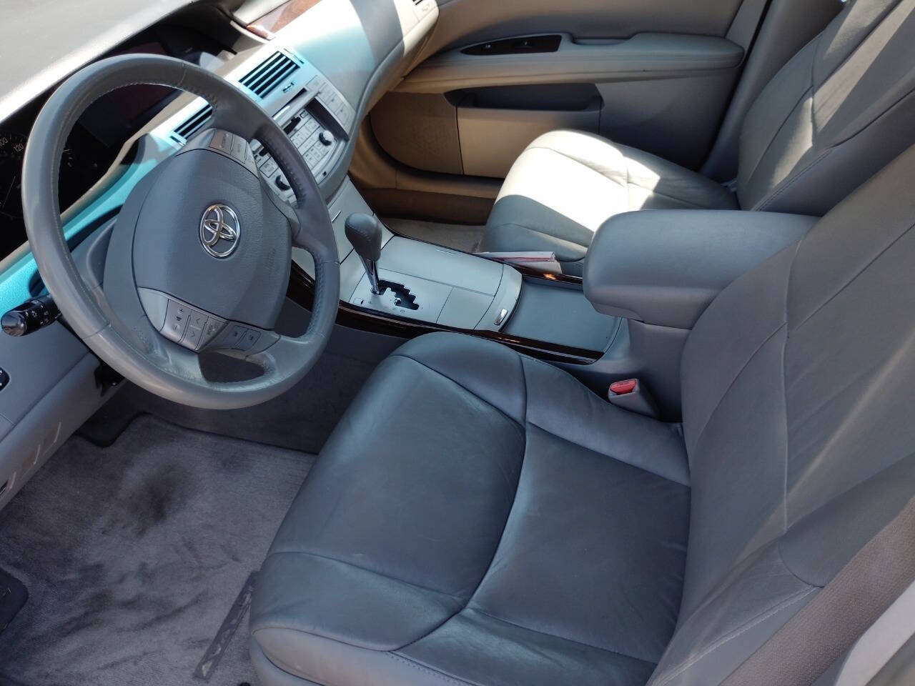 Used 2008 Toyota Avalon Touring FWD image 3