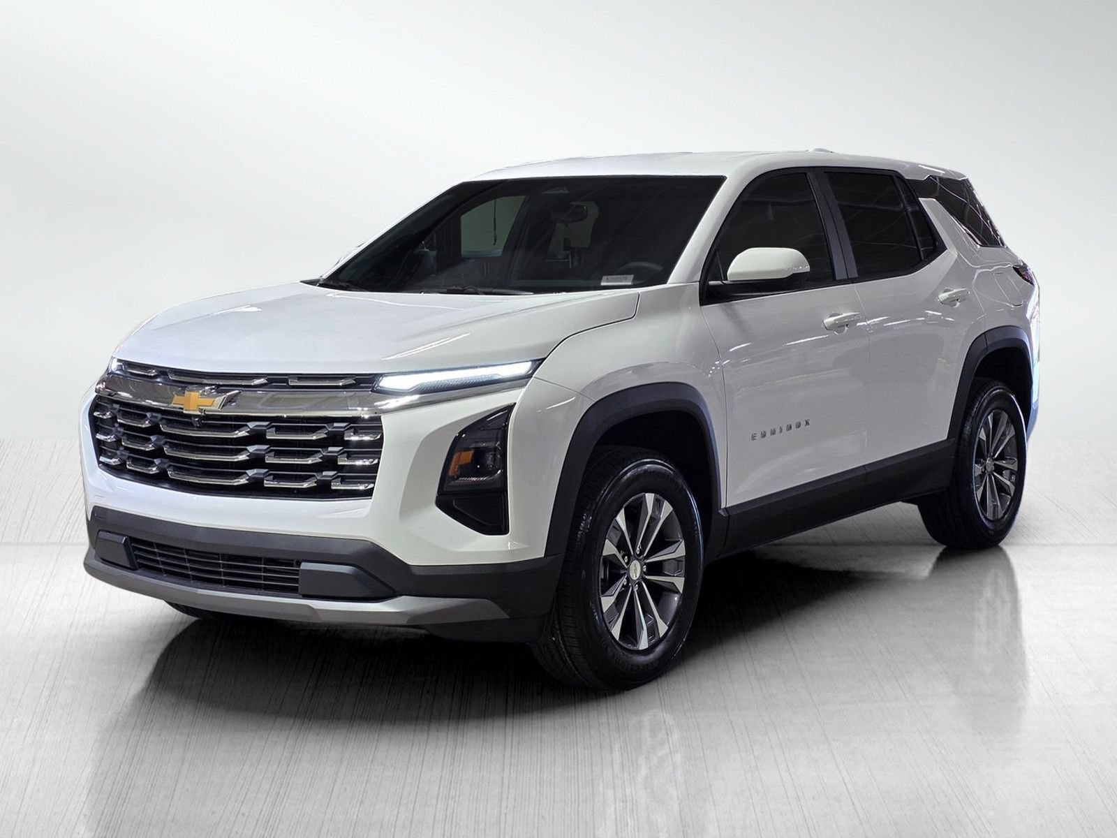 New 2027 Chevrolet Equinox LT FWD image 3