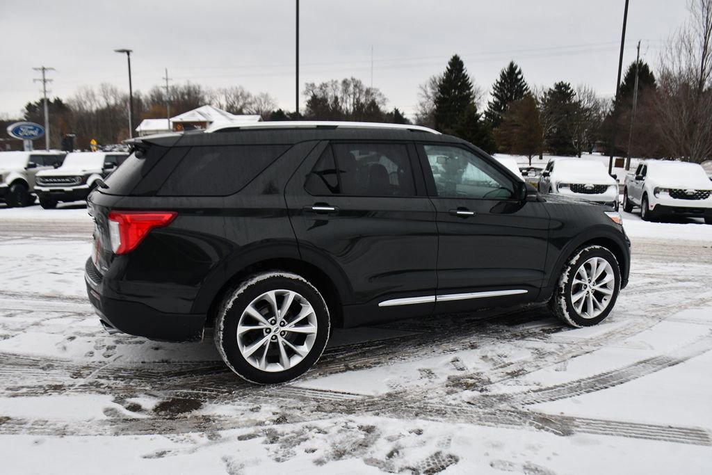 Used 2023 Ford Explorer Platinum w/ Technology Package image 7