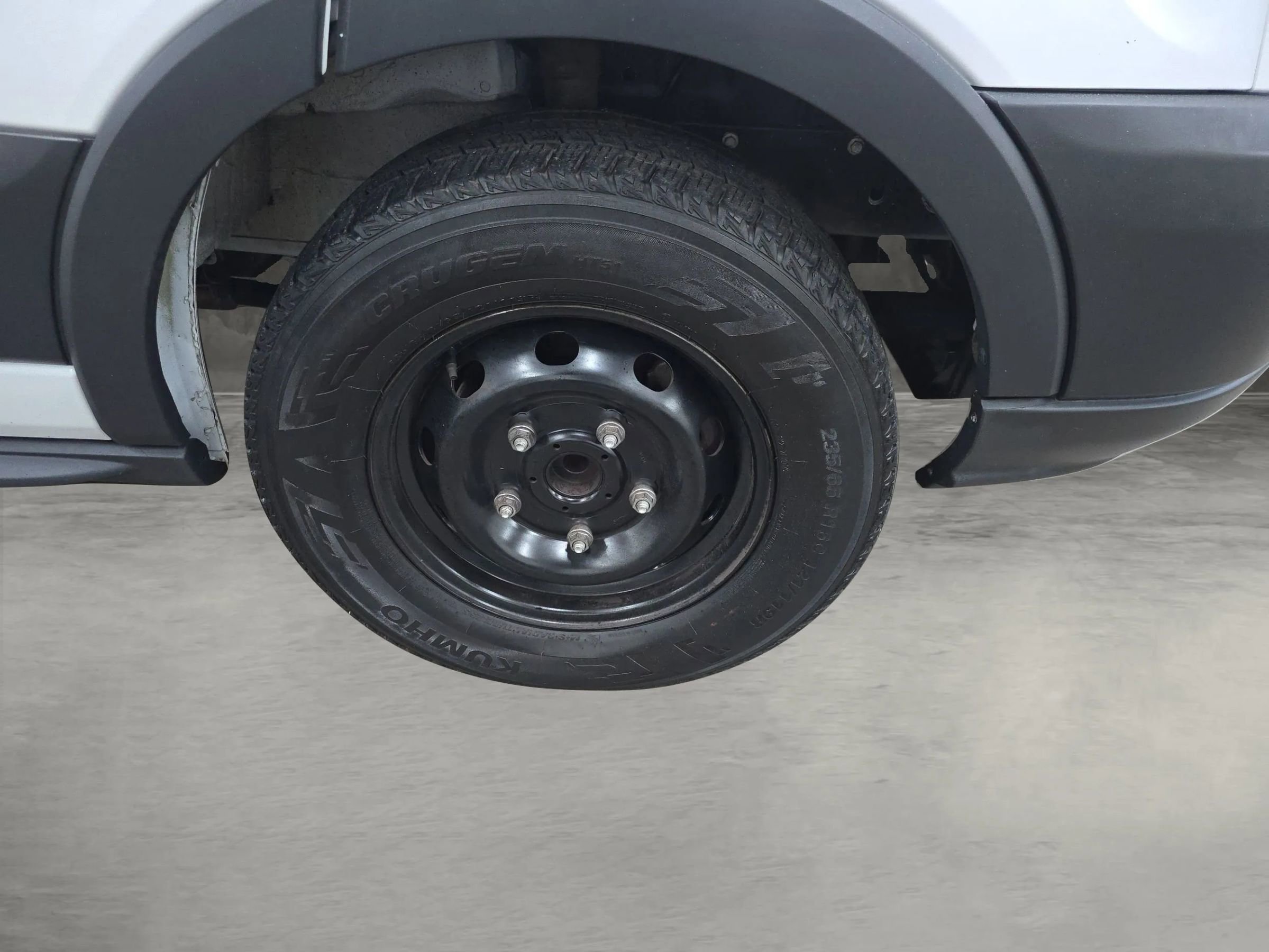 Used 2017 Ford Transit 150 XLT image 17