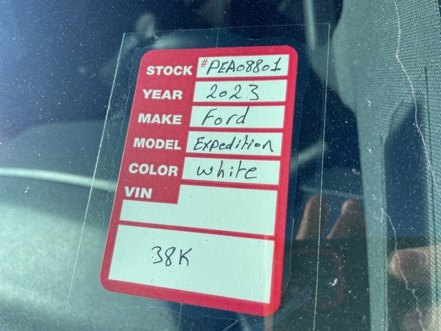 Used 2023 Ford Expedition Limited image 5