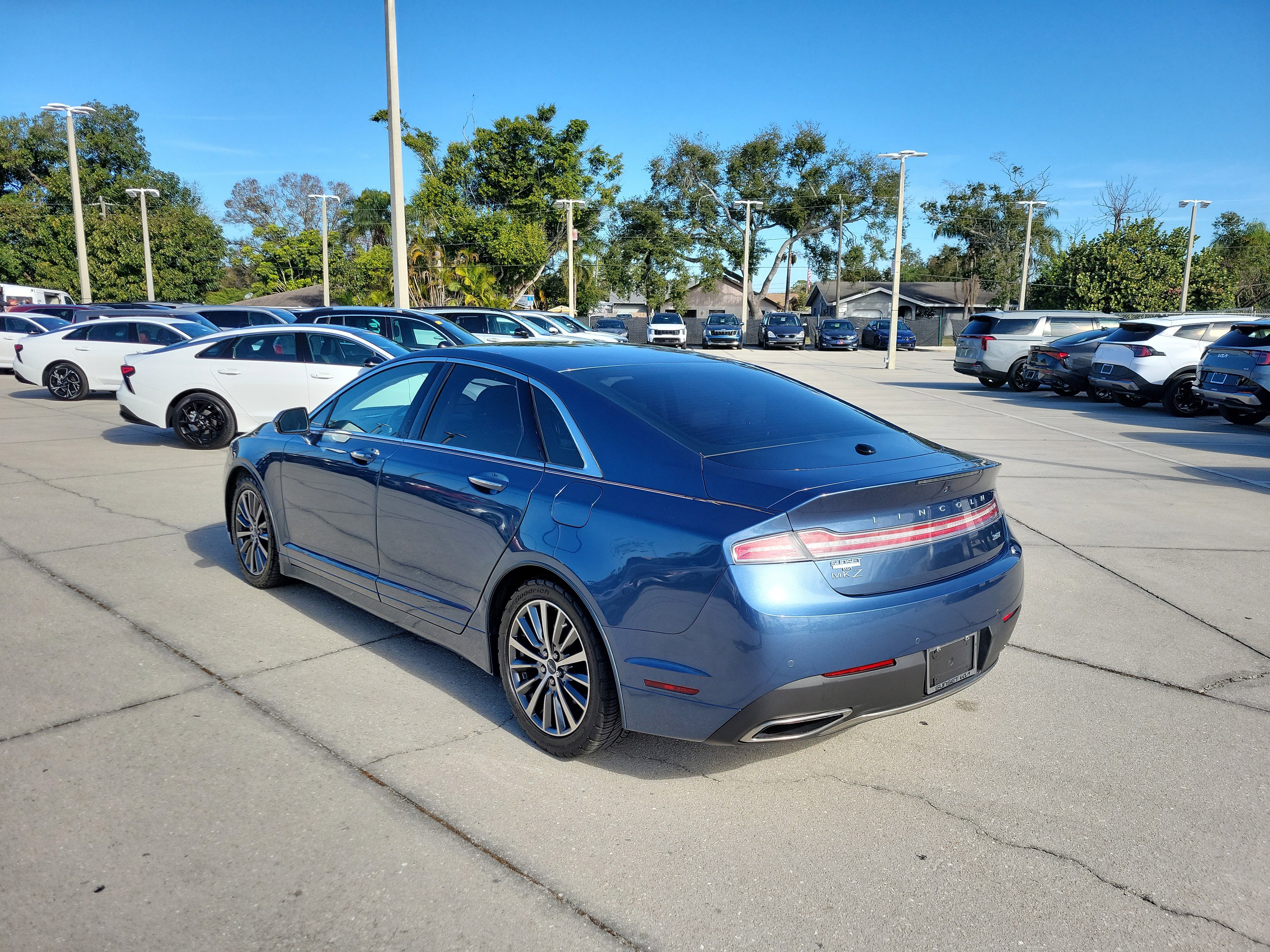 Used 2019 Lincoln MKZ Premiere image 6