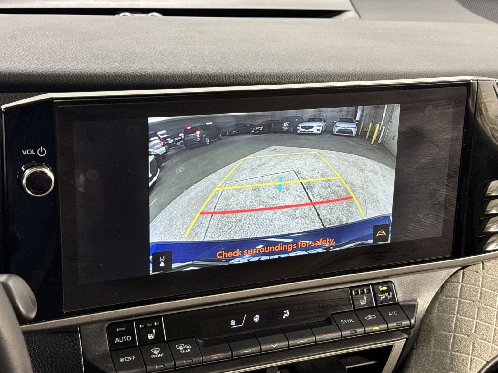 Used 2026 Toyota Camry XLE AWD/4WD image 29