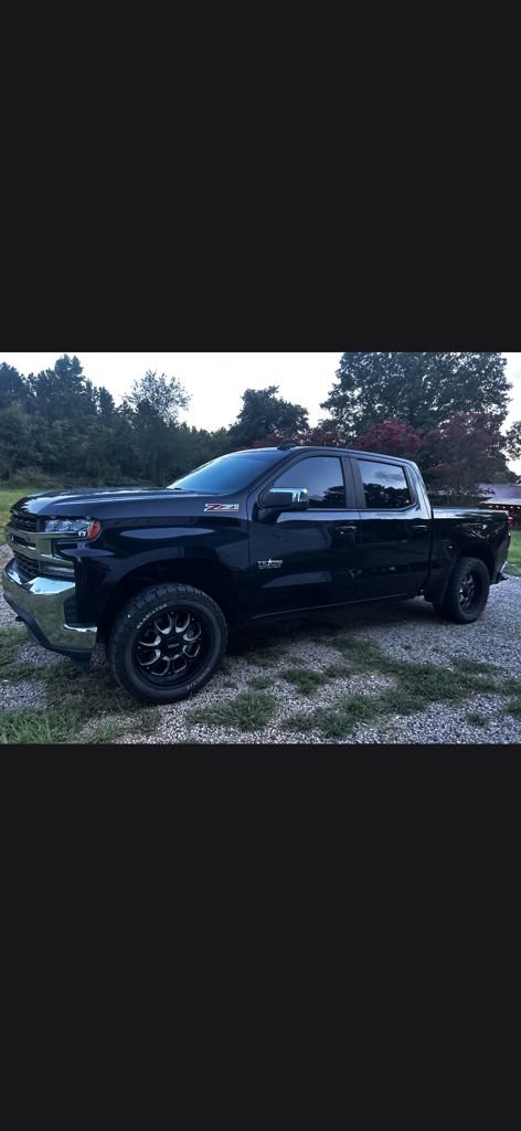 Used 2021 Chevrolet Silverado 1500 LT w/ Texas Edition Plus AWD/4WD image 16