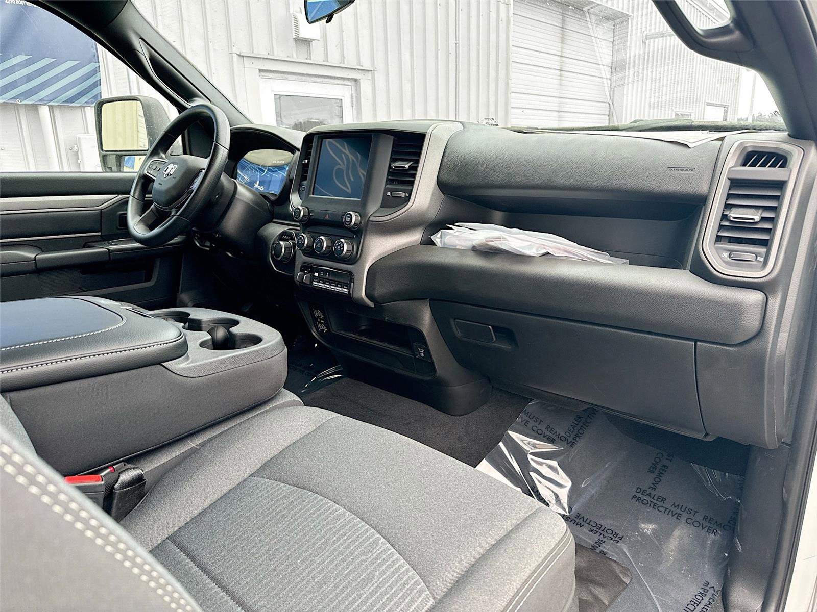 New 2024 RAM 2500 Tradesman w/ Chrome Appearance Group image 18