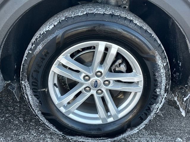 Used 2023 Ford Explorer XLT w/ Equipment Group 202A image 24