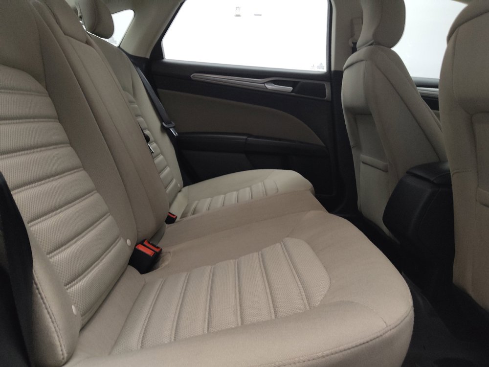 Used 2019 Ford Fusion S FWD image 19