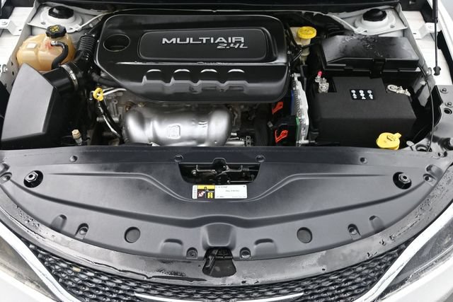 Used 2016 Chrysler 200 Limited w/ Convenience Group FWD image 35