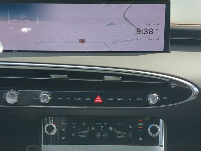 New 2026 Genesis GV70 2.5T Sport Prestige AWD/4WD image 16