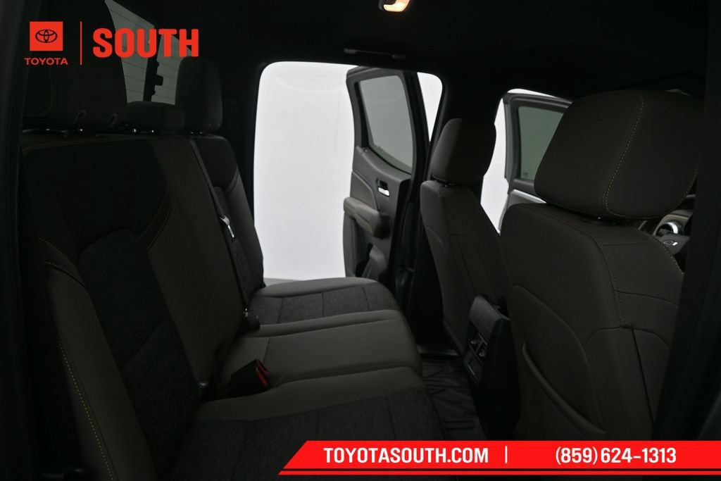 Used 2024 Chevrolet Colorado ZR2 w/ Technology Package AWD/4WD image 14