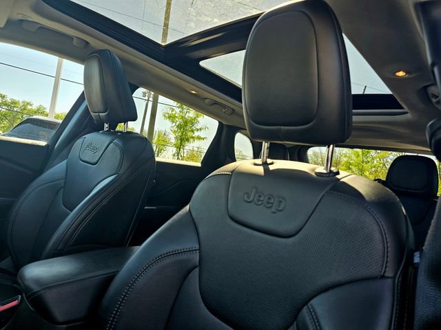 Used 2022 Jeep Cherokee Limited AWD/4WD image 18