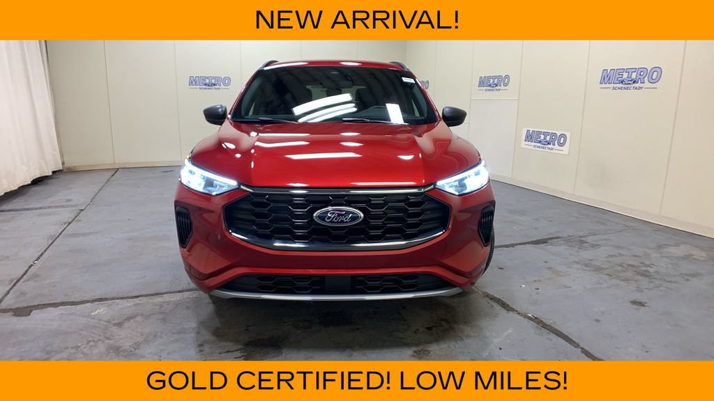 Used 2024 Ford Escape ST-Line w/ Tech Pack #1 AWD/4WD image 8