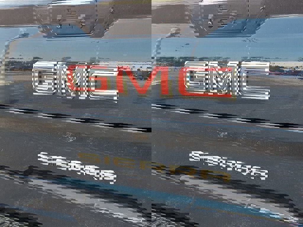 Certified 2023 GMC Sierra 1500 SLT w/ SLT Premium Package image 33