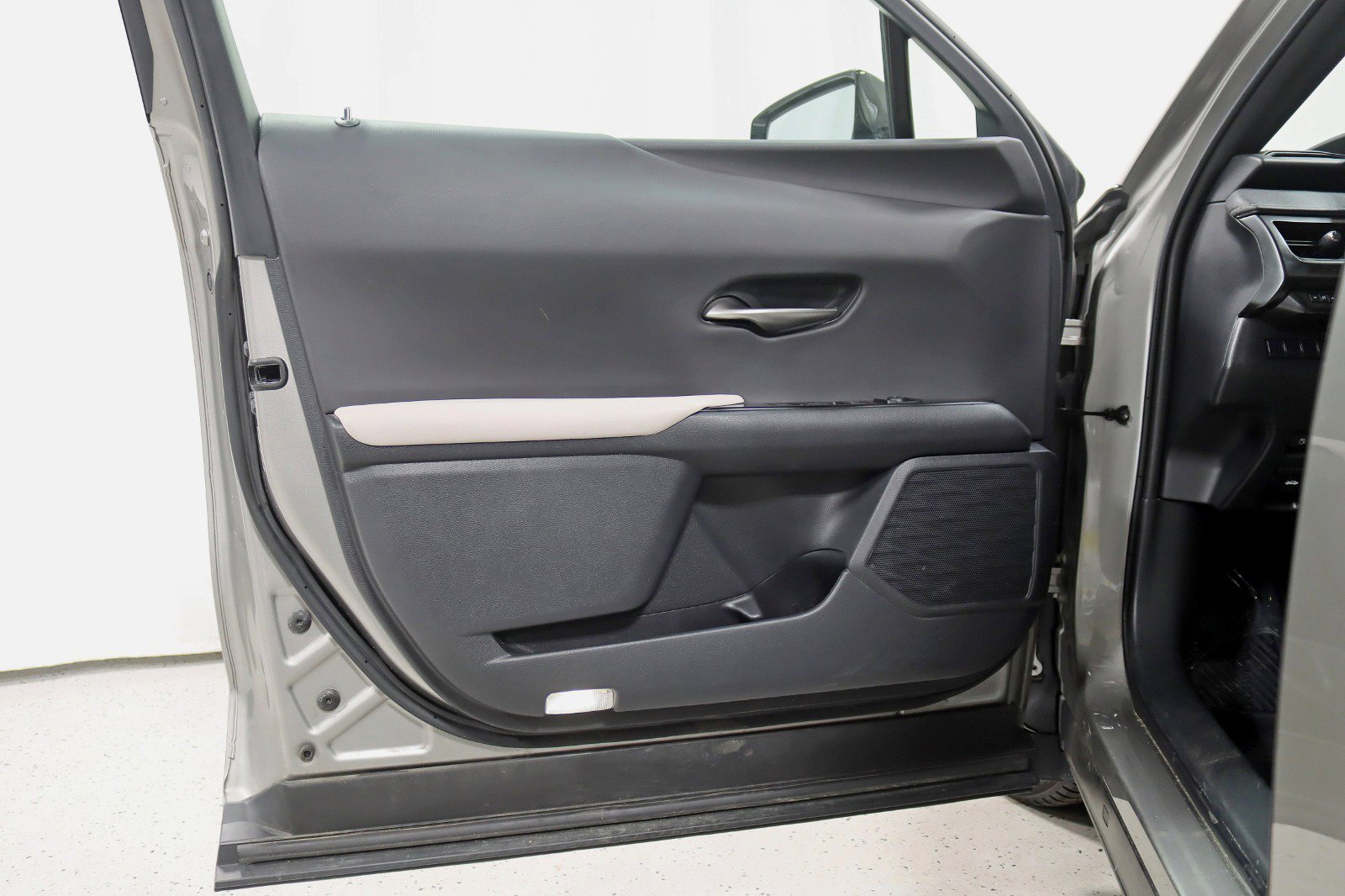 Used 2021 Lexus UX 250h w/ Premium Package AWD/4WD image 29