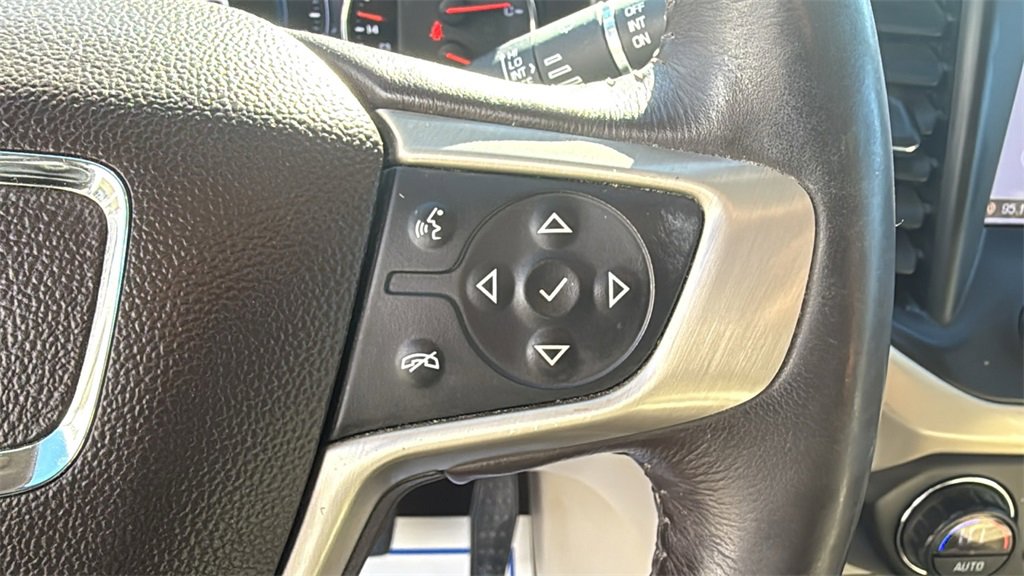 Used 2017 GMC Acadia Denali w/ Technology Package image 25