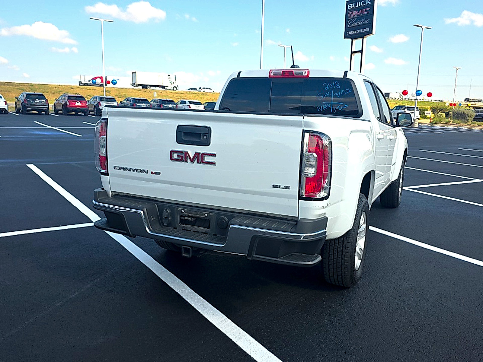 Used 2018 GMC Canyon SLE w/ SLE Convenience Package RWD image 9