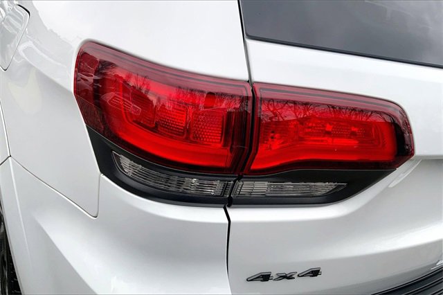 Used 2020 Jeep Grand Cherokee High Altitude image 25