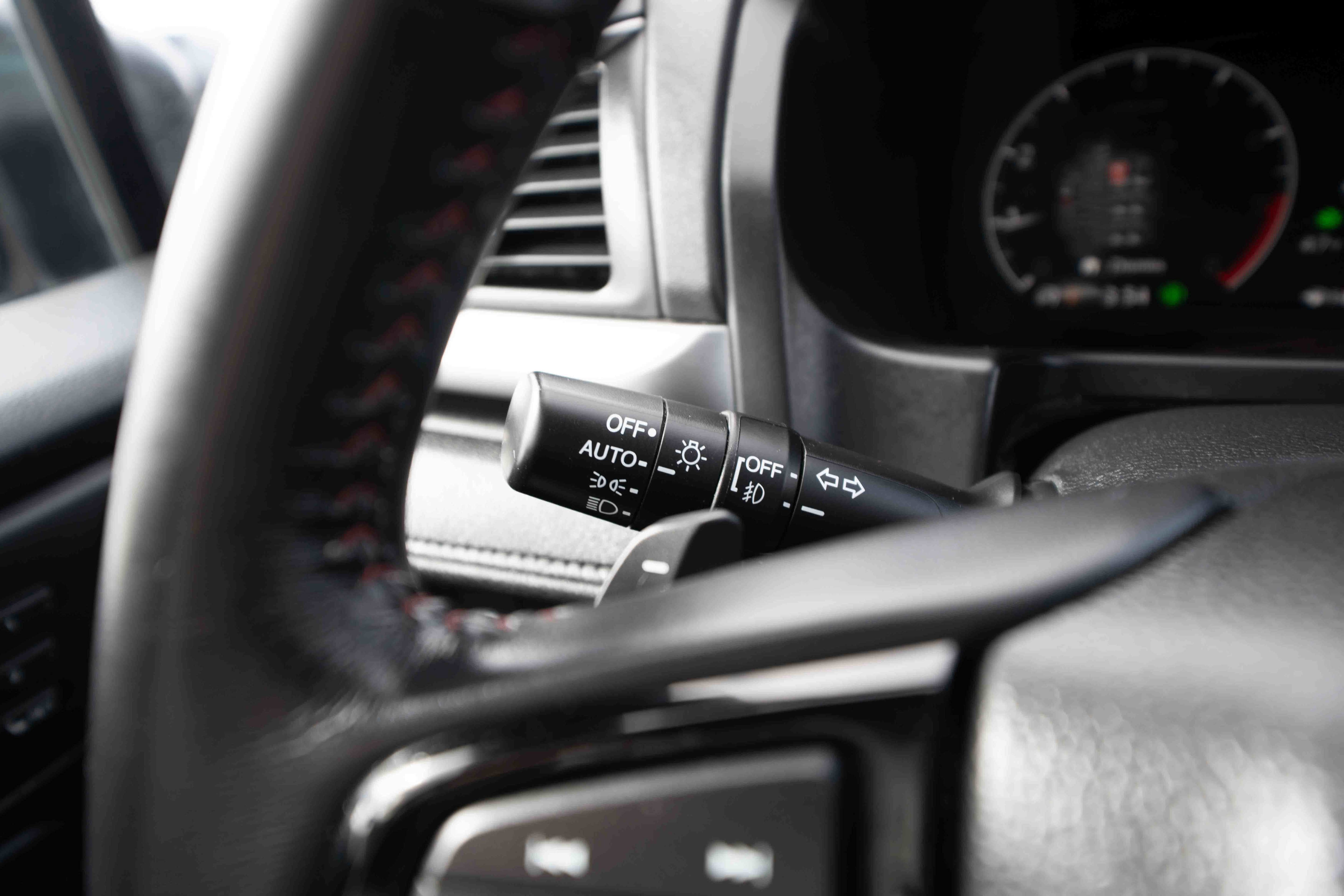 Used 2025 Honda Odyssey Sport-L image 13