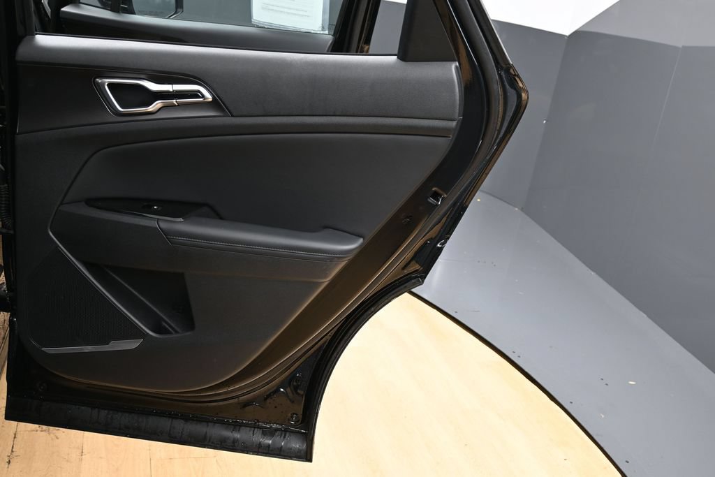 Used 2023 Kia Sportage EX AWD/4WD image 36