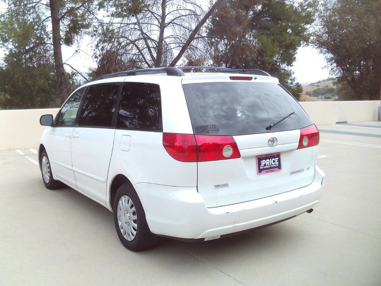 Used 2008 Toyota Sienna LE FWD image 6