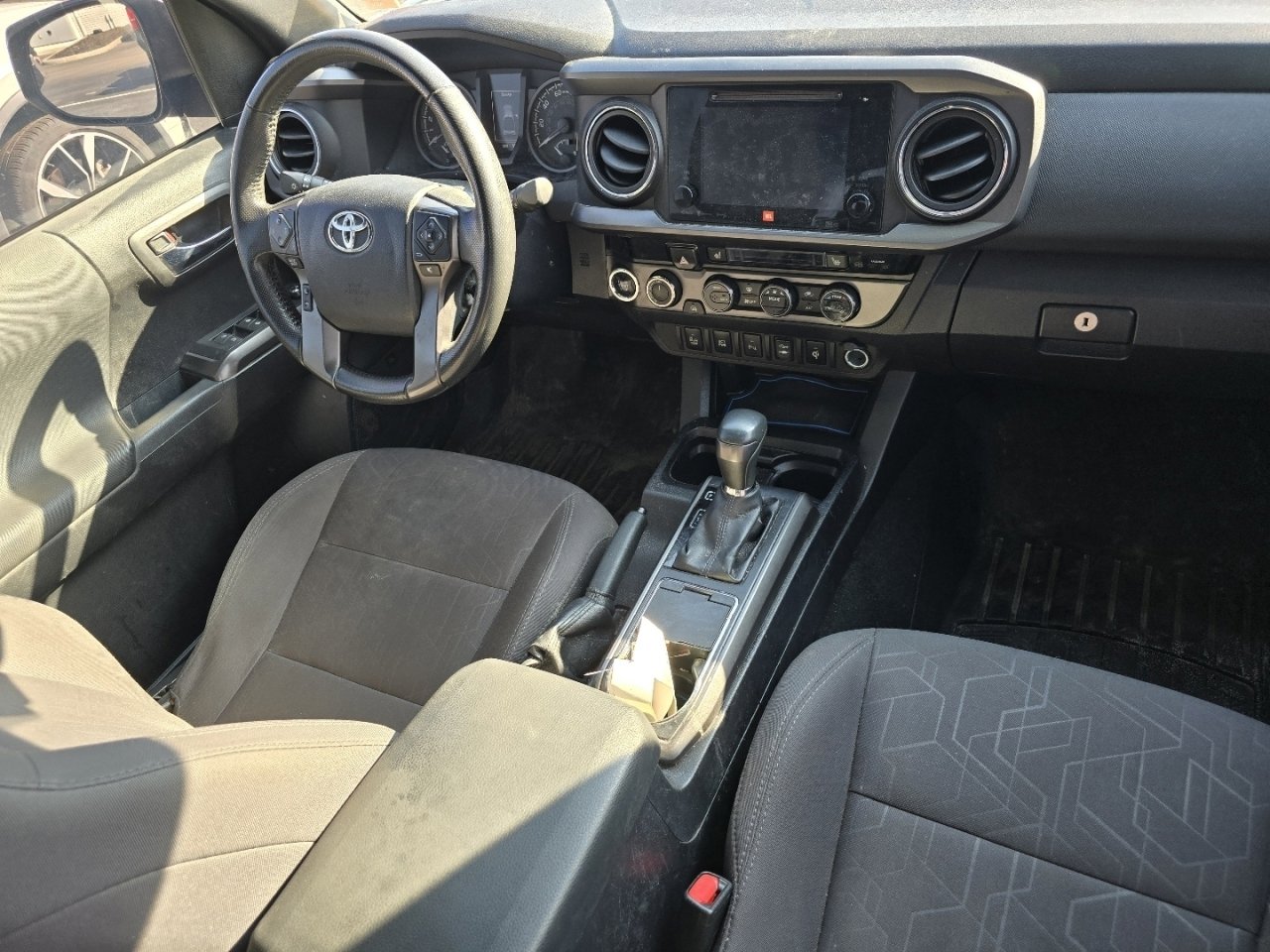 Certified 2017 Toyota Tacoma TRD Sport image 16