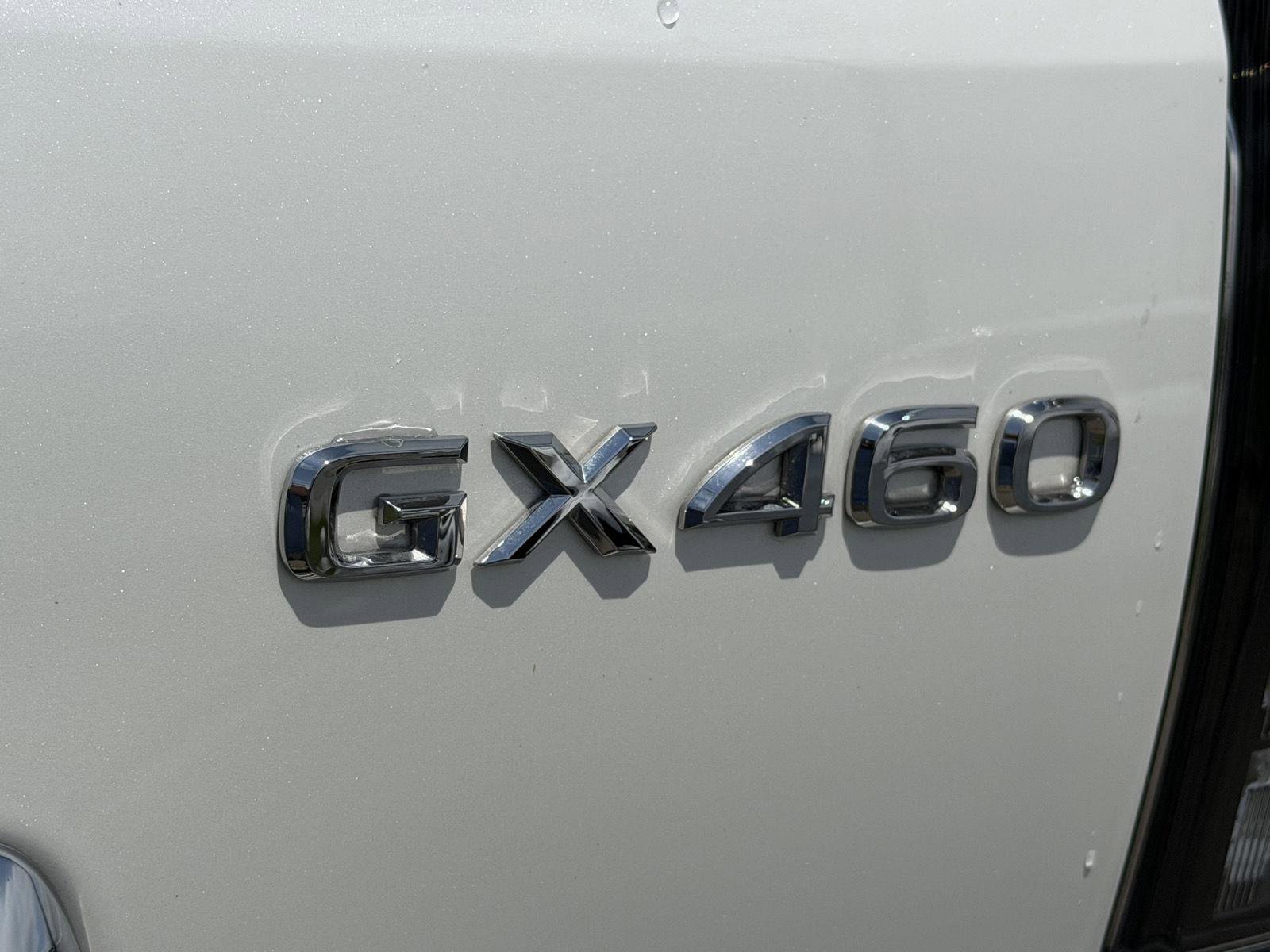 Used 2023 Lexus GX 460 Luxury w/ Sport Design Package AWD/4WD image 32