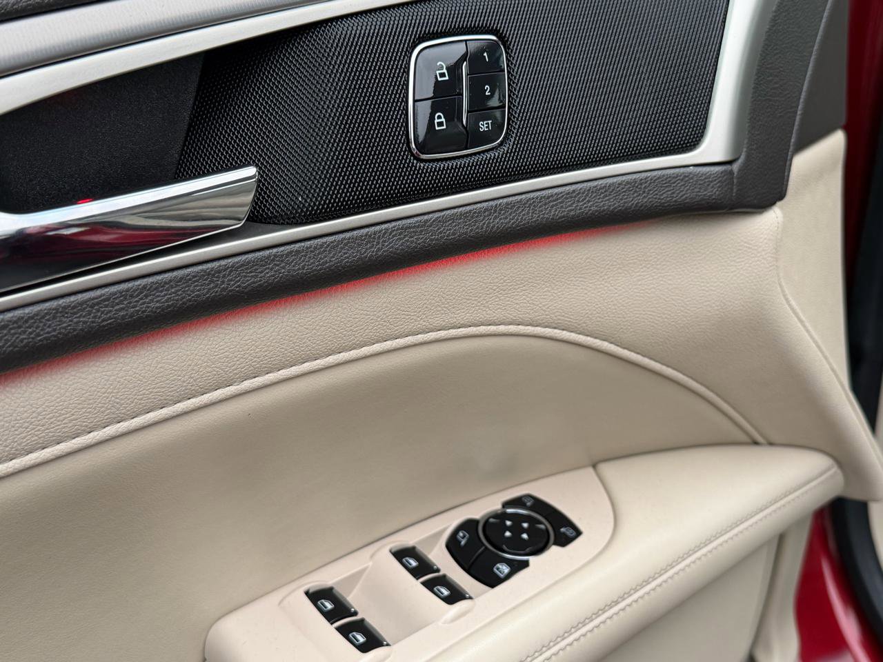 Used 2017 Lincoln MKZ Reserve w/ Climate Package image 10