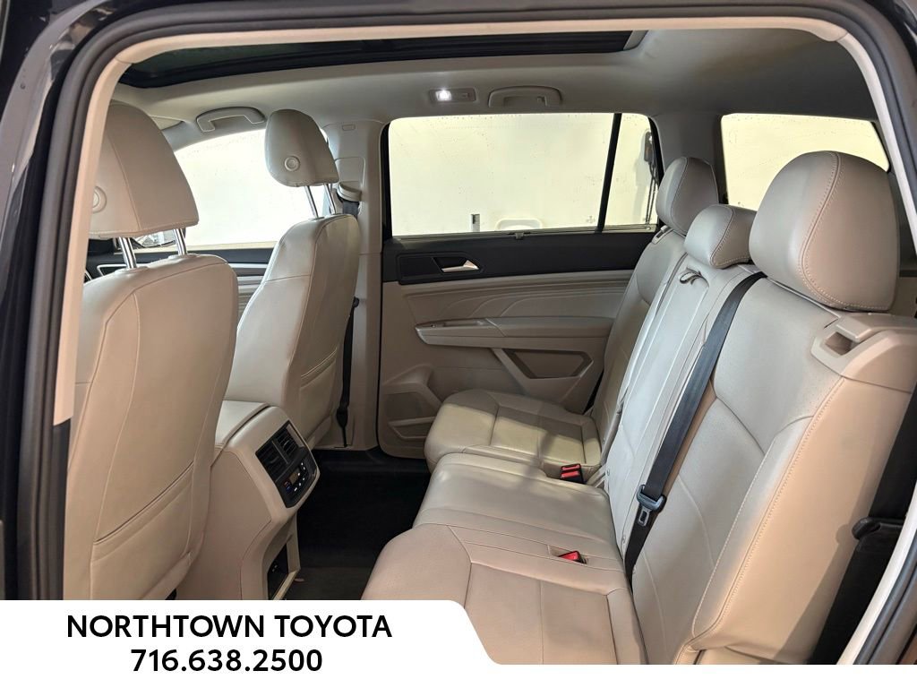 Used 2023 Volkswagen Atlas SEL image 17