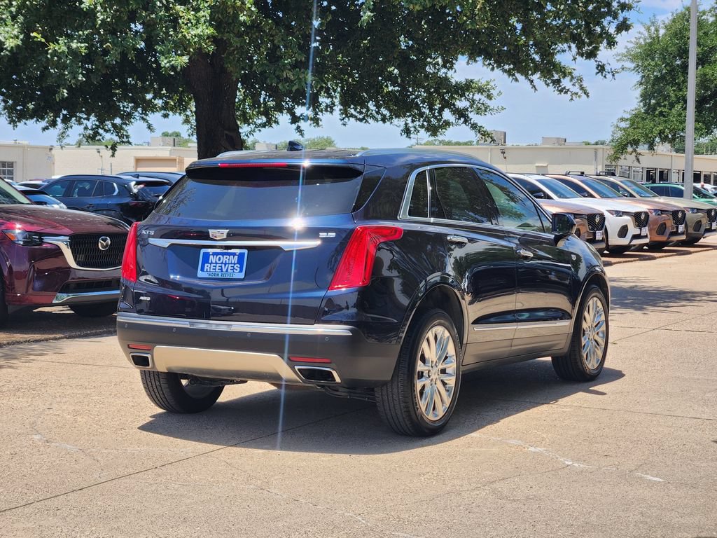 Used 2017 Cadillac XT5 Platinum AWD/4WD image 5