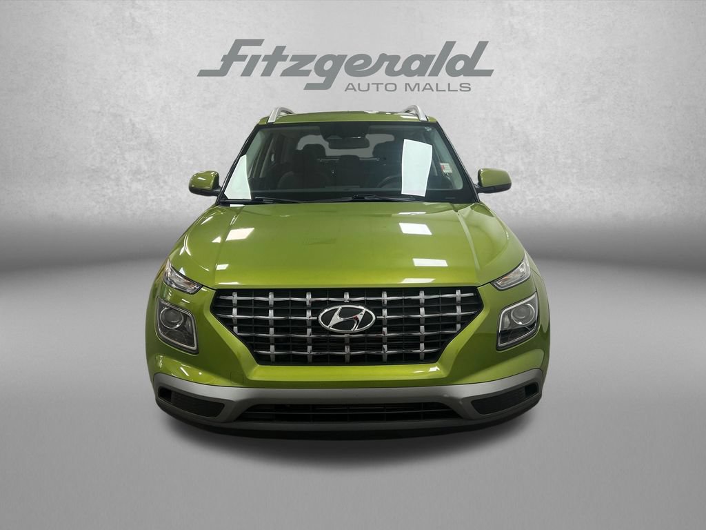 Used 2024 Hyundai Venue SEL FWD image 9