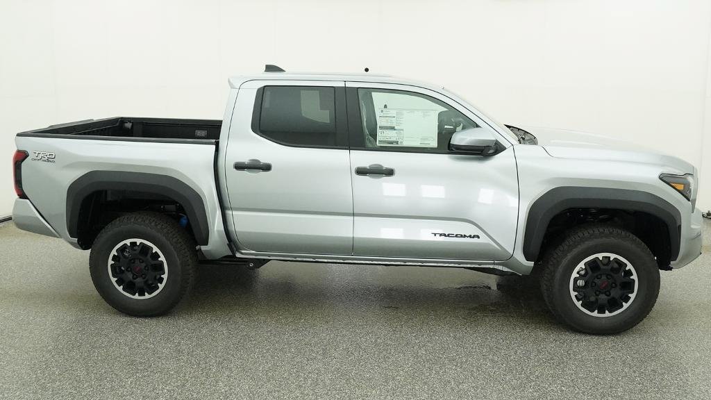 New 2026 Toyota Tacoma TRD Off-Road AWD/4WD image 14