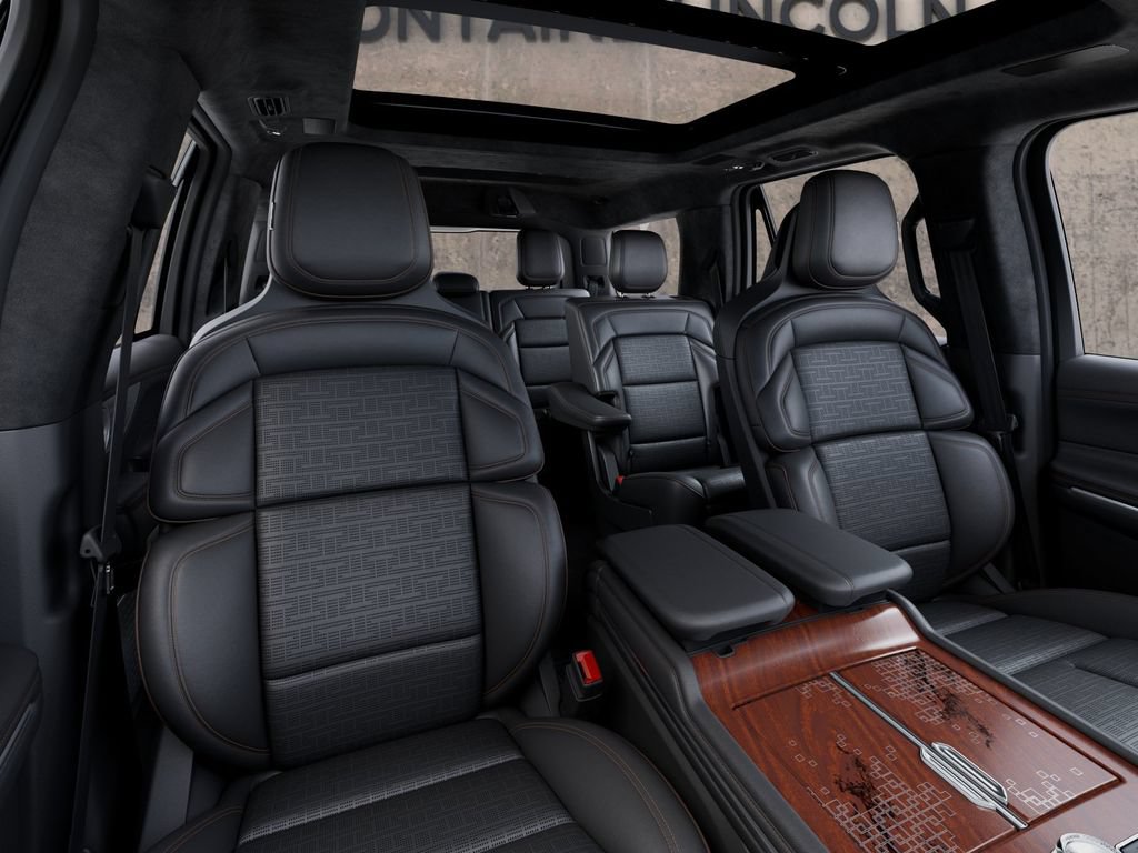 New 2027 Lincoln Navigator Black Label AWD/4WD image 10