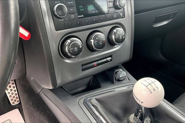 Used 2014 Dodge Challenger R/T image 22