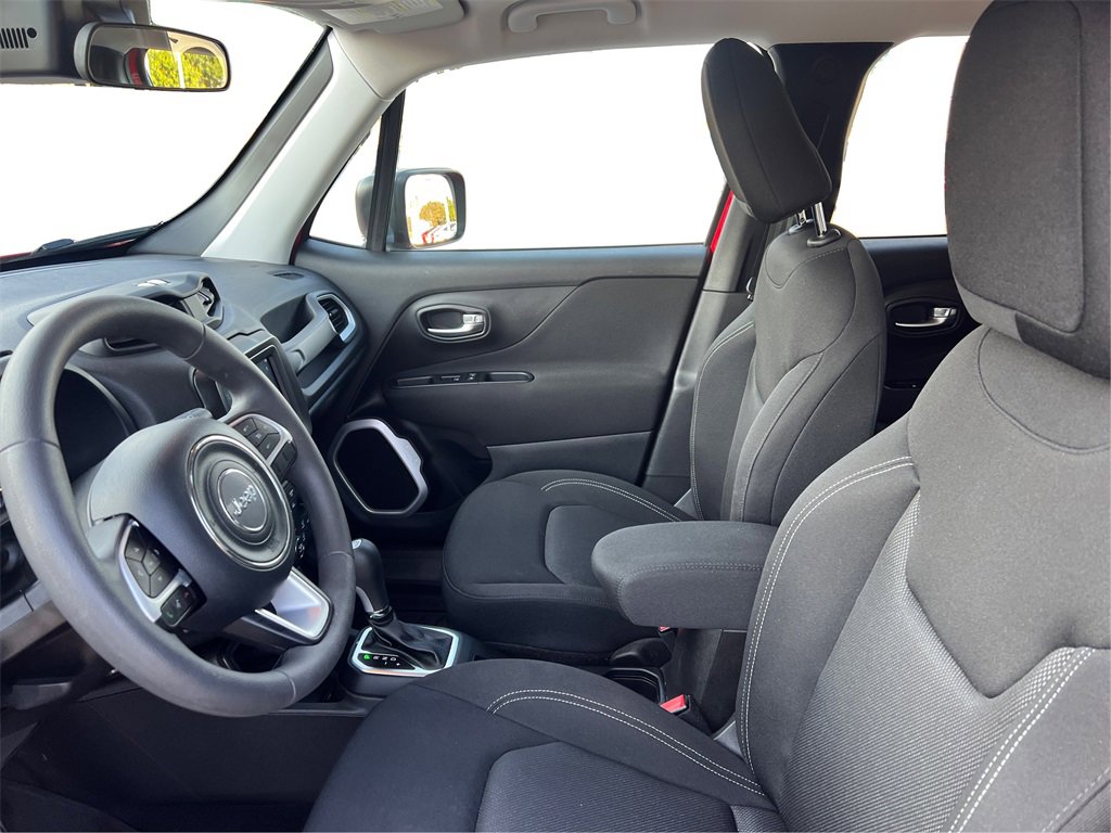 Used 2021 Jeep Renegade Sport image 9