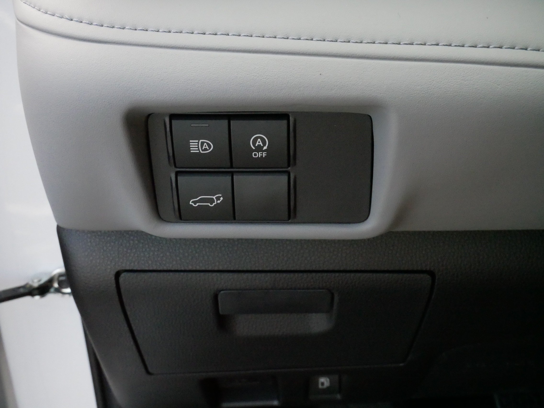 Certified 2026 Toyota Highlander XLE AWD/4WD image 27