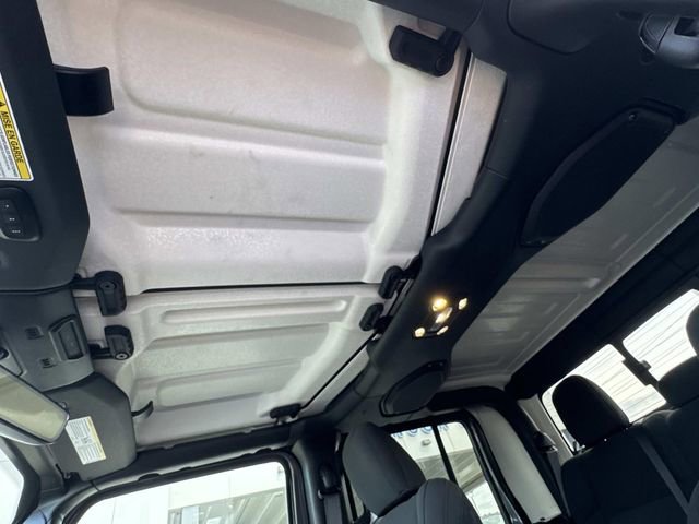 Used 2023 Jeep Gladiator Sport AWD/4WD image 18