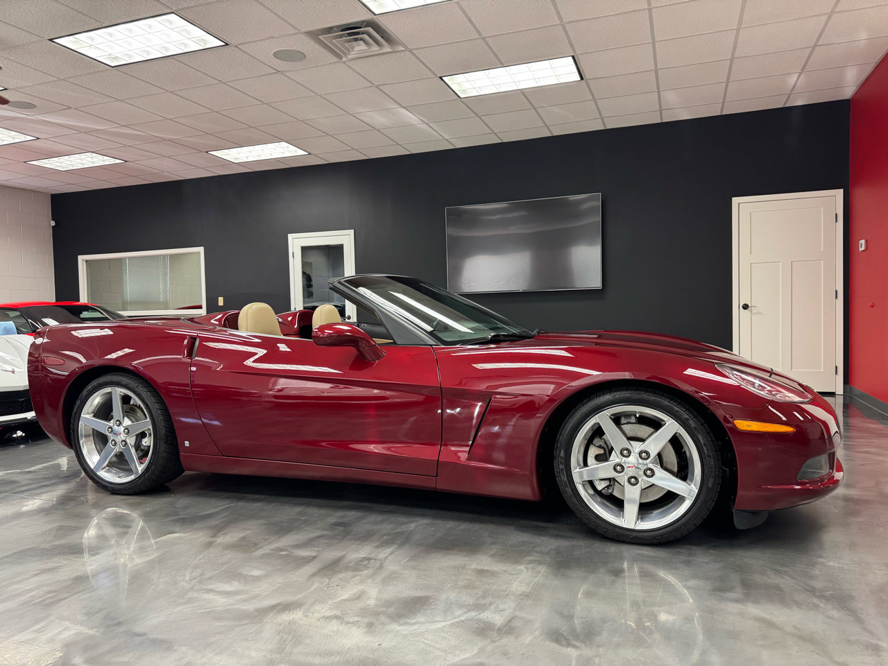 Used 2006 Chevrolet Corvette Convertible w/ Preferred Equipment Group image 7