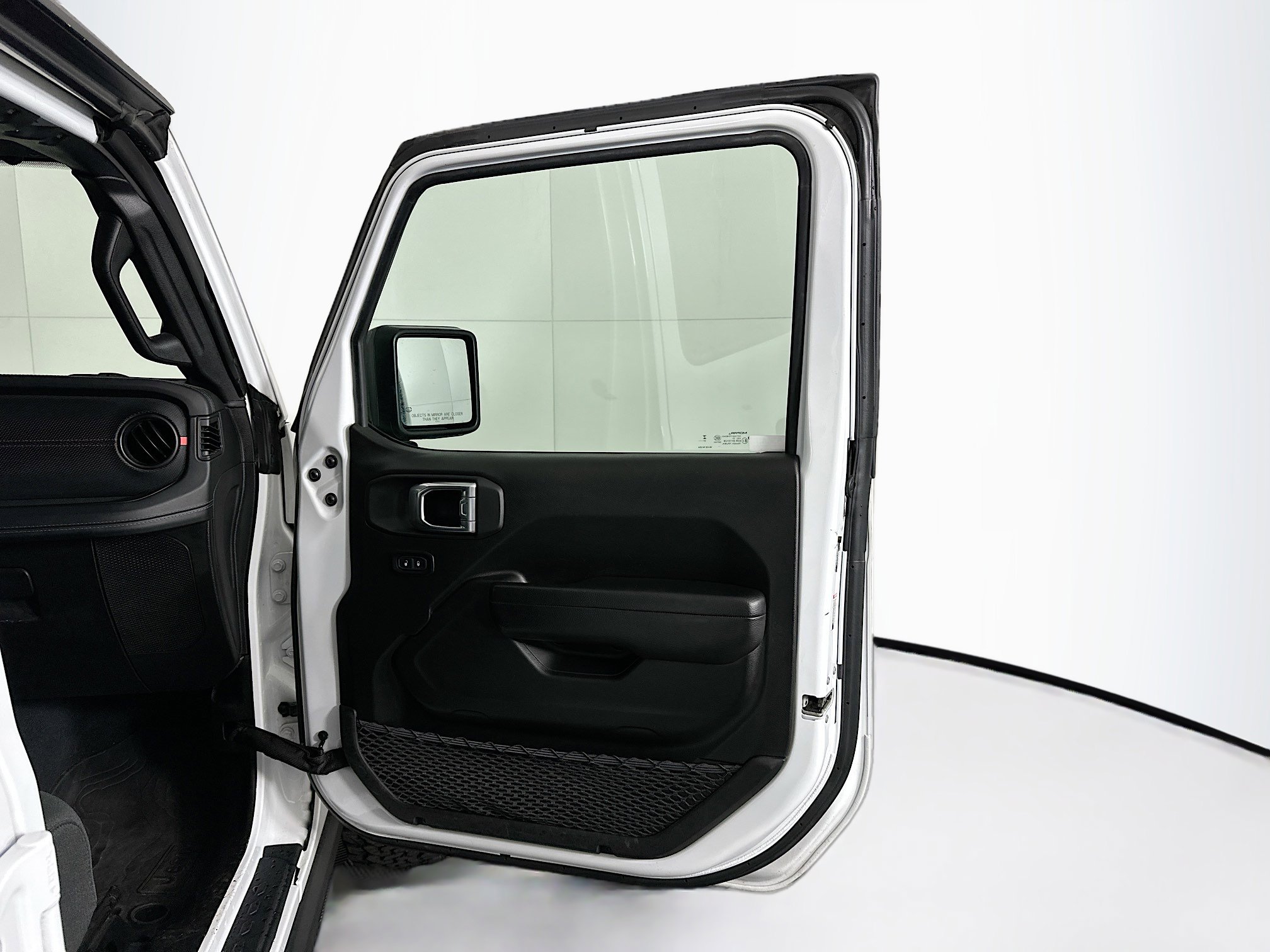 Used 2024 Jeep Wrangler Unlimited Rubicon image 29